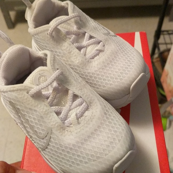 Shoes - Picture 1 of 2